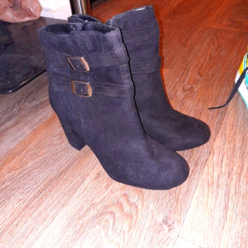 Christian Siriano Wedge booties
